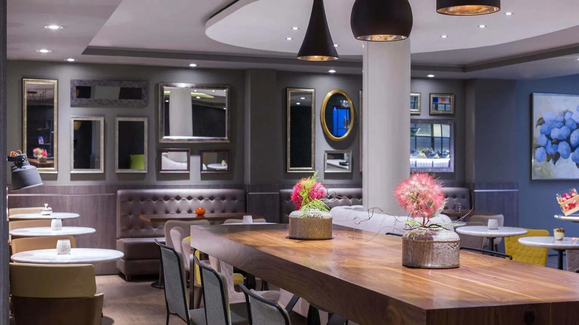 3 Romantic Hotels in Centro Madrid Worth Booking as a Couple