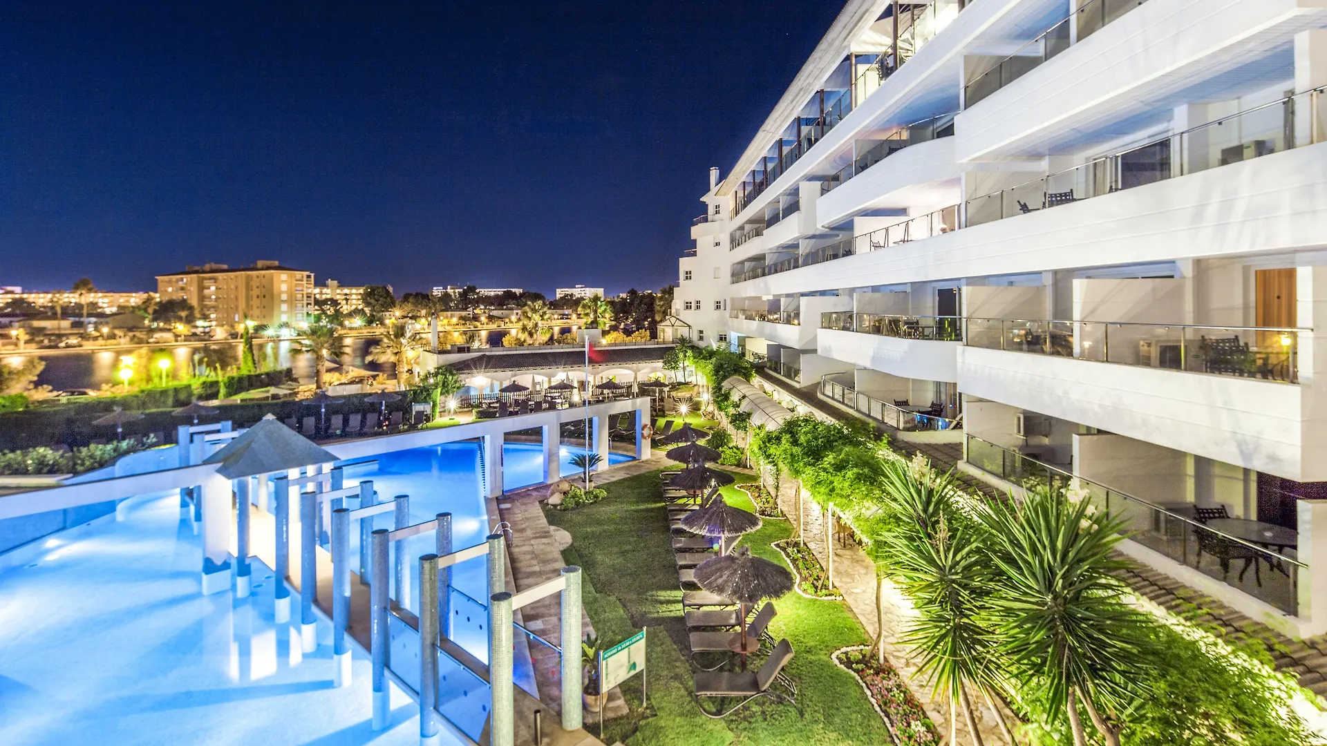 Where to Stay Near Hidropark: 2 Best Ona Hotels in Alcudia