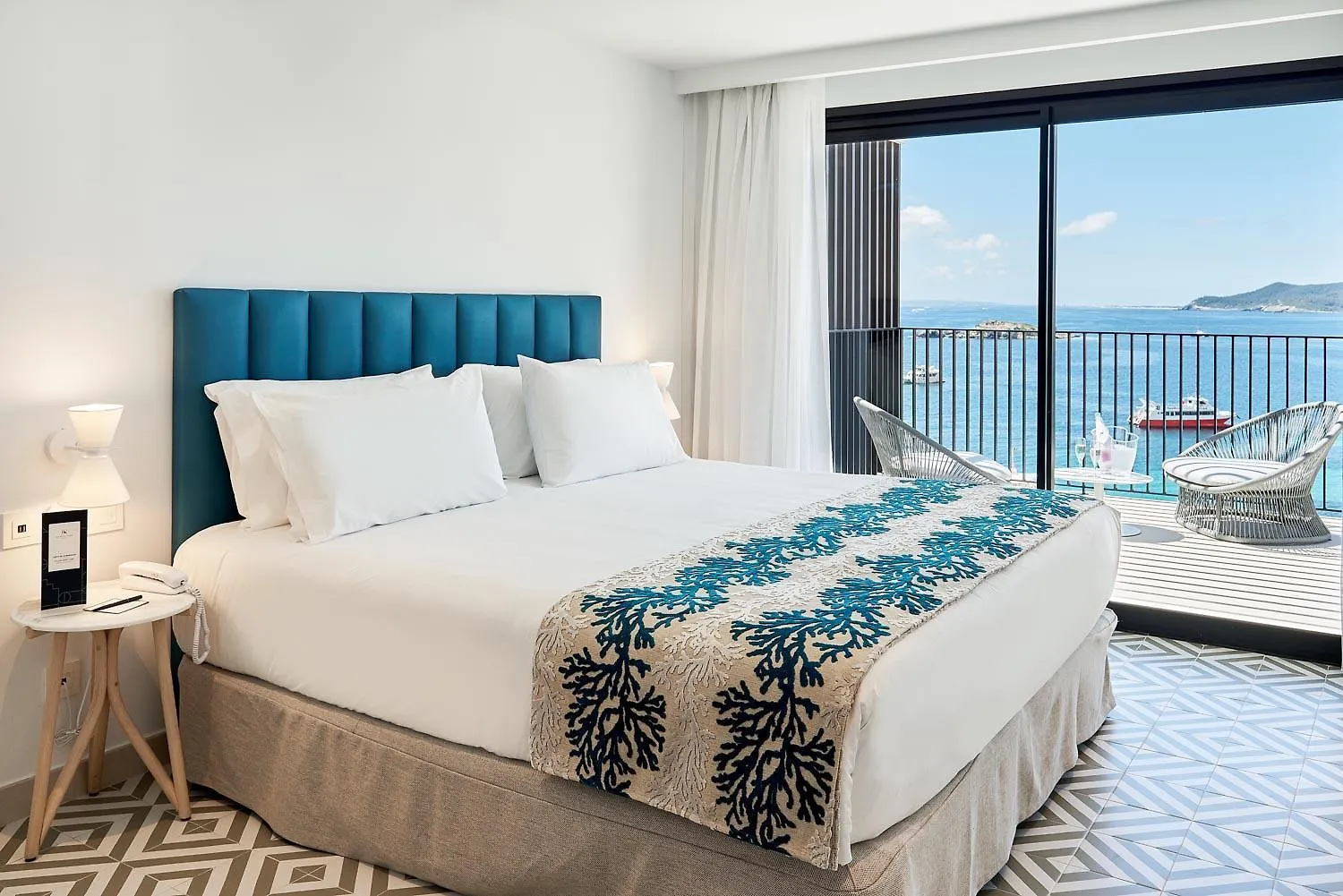 Where to Stay Near Capilla de San Ciriaco: 4 Best Resorts
