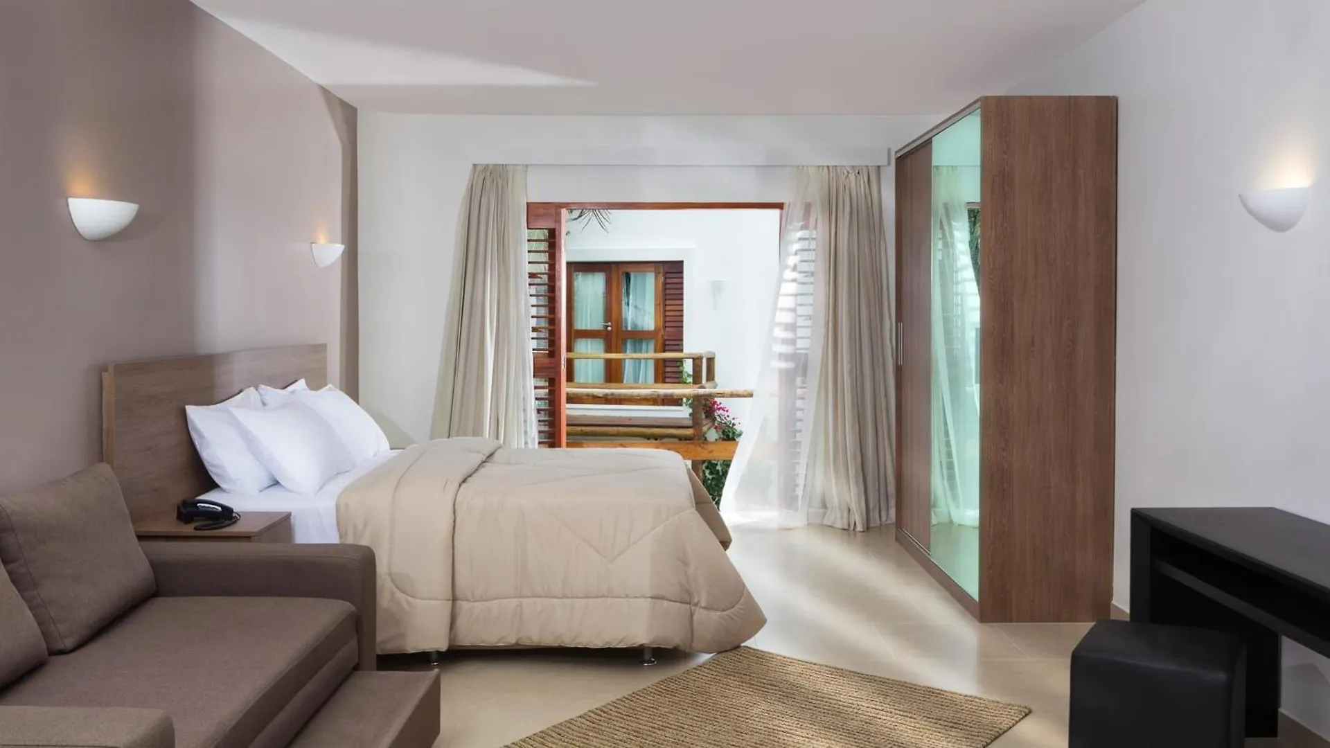 3 Central Hotels Close to Jericoacoara Lighthouse Worth Booking