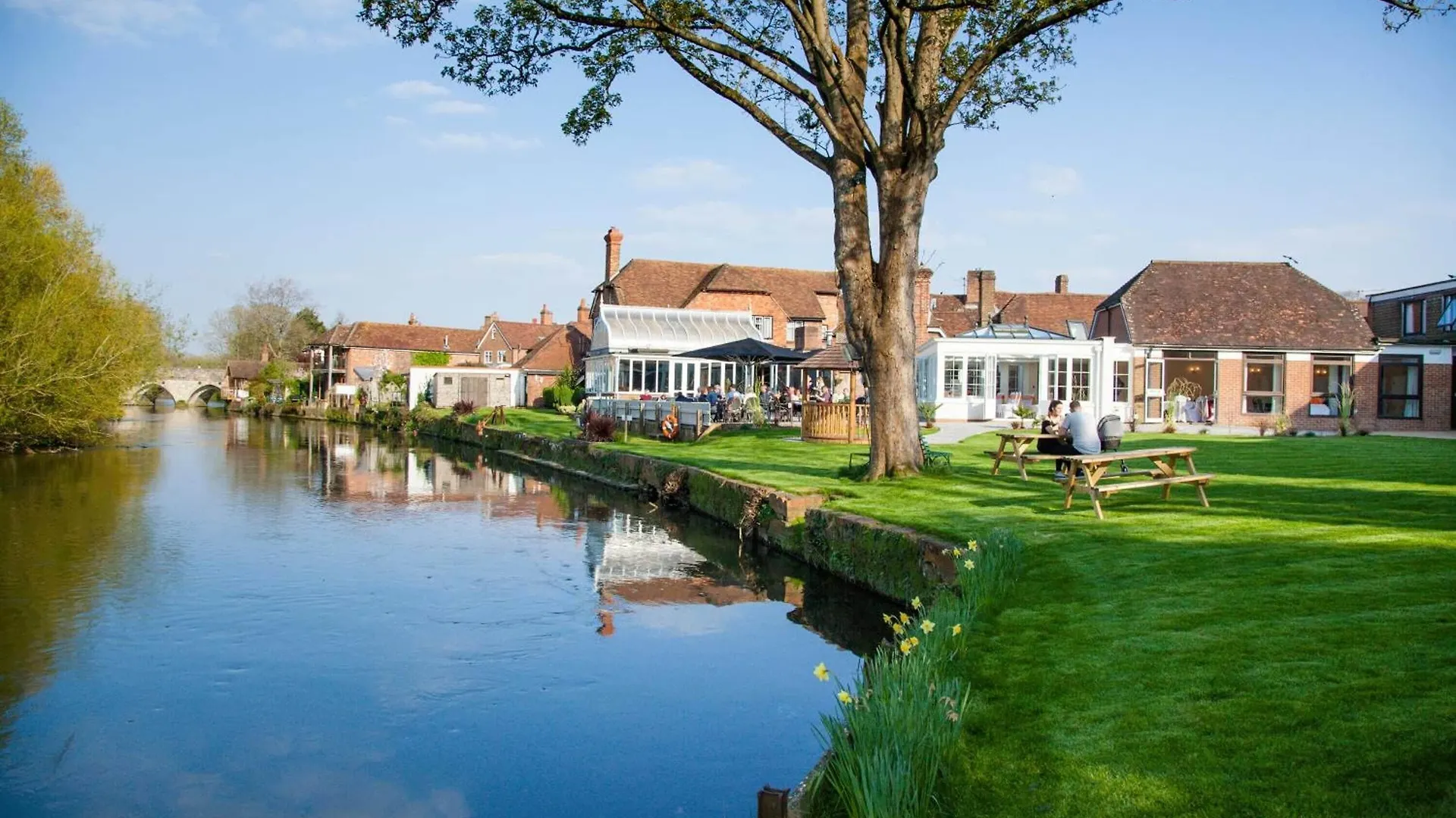 4 Family Hotels Close to Wilton House Worth Booking