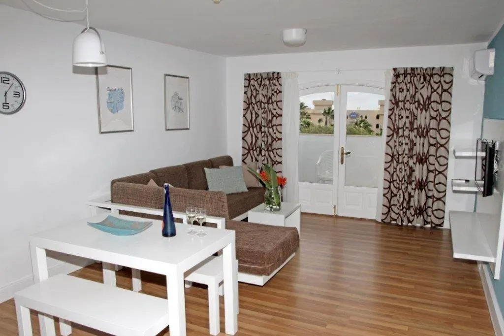 6 Airport Hotels Near Casa San Vicente de Paul, Arrecife