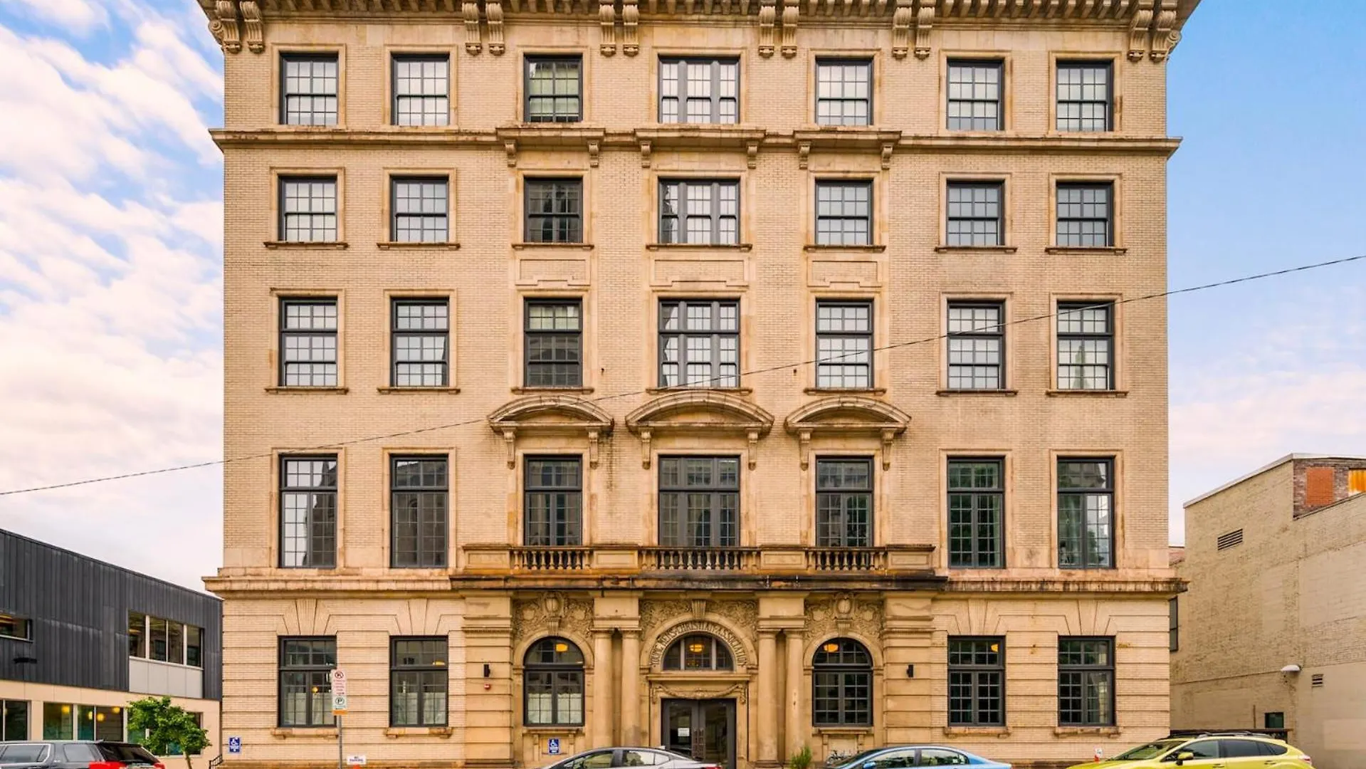 4 Business Hotels Near Shadyside Worth Booking in Pittsburgh