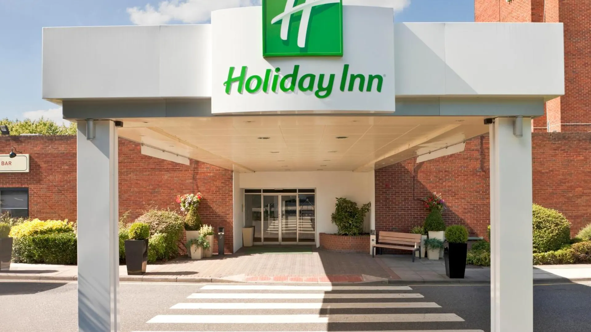 6 Holiday Inn Hotels in the UK Worth Booking