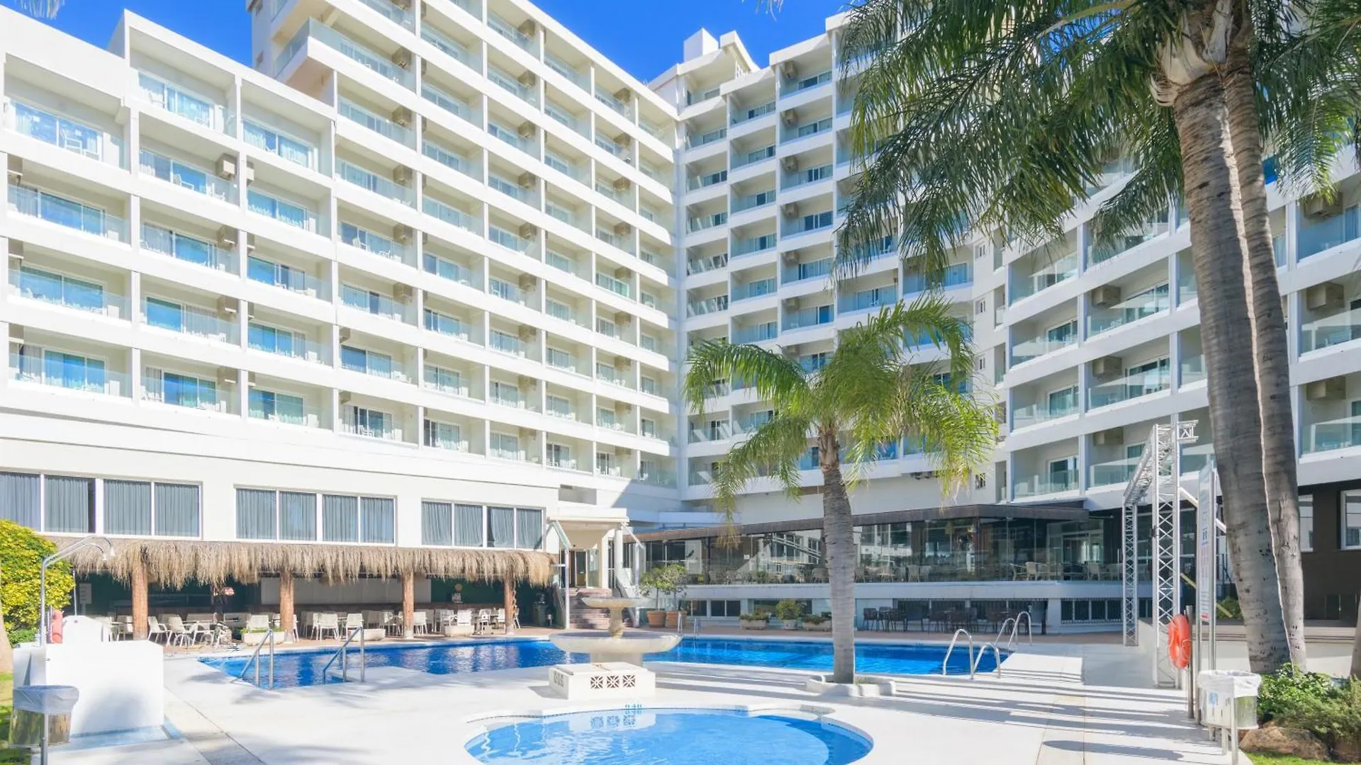 Where to Stay for Golf in Bajondillo: 7 Top Hotels