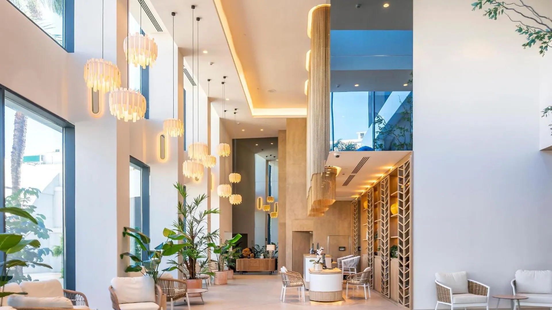 Where to Stay Near Alicante Golf: 7 Best Resorts