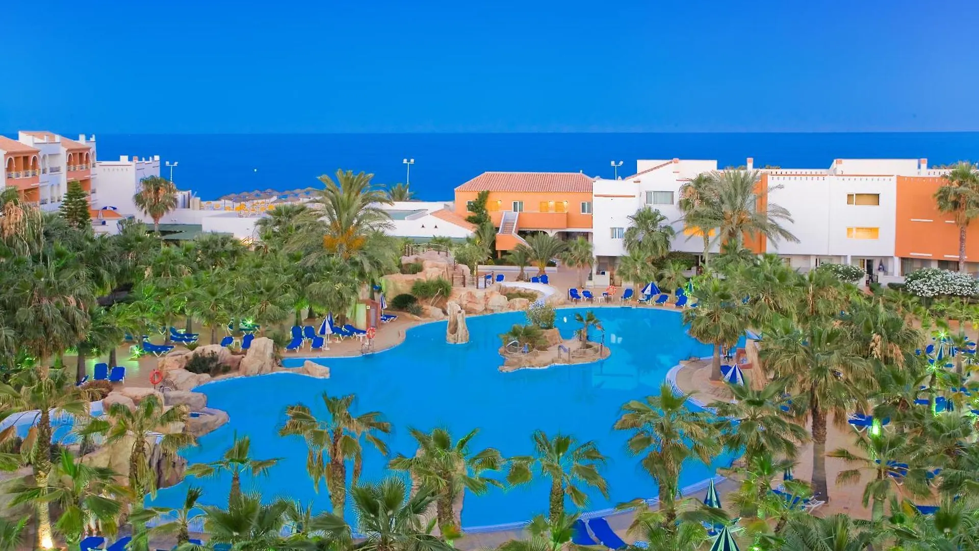 5 Beach Hotels Near Valle del Este Golf Course Worth Booking