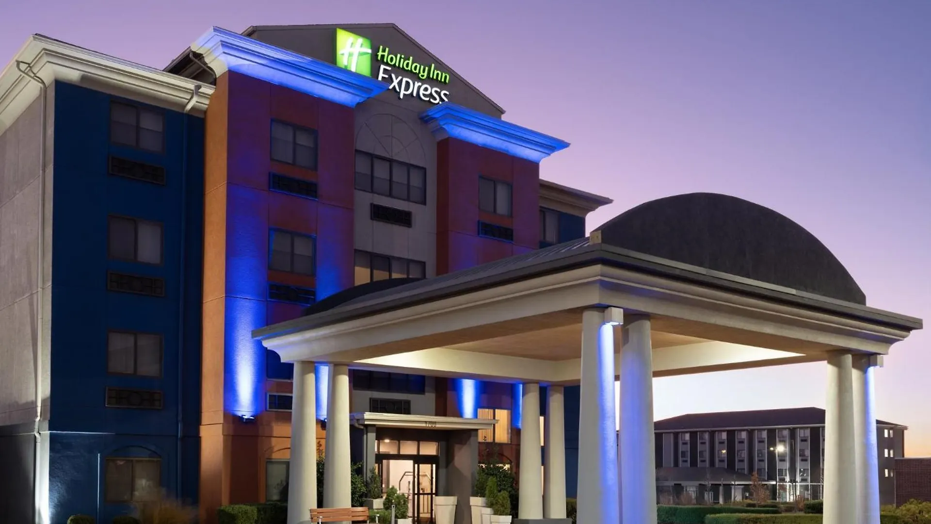 4 Best 3-Star Hotels in Midwest City for Smart Travelers