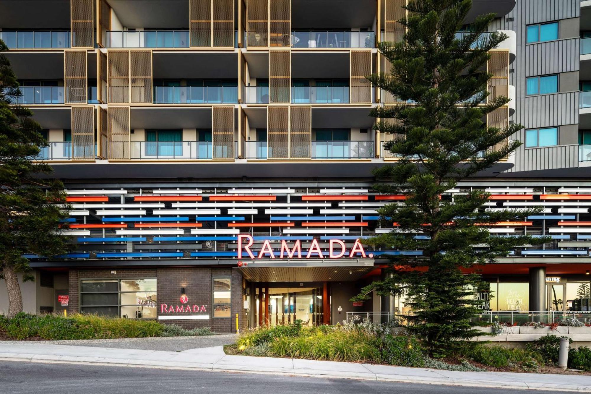 4 Top-Rated 4-Star Hotels In Perth to Book Now