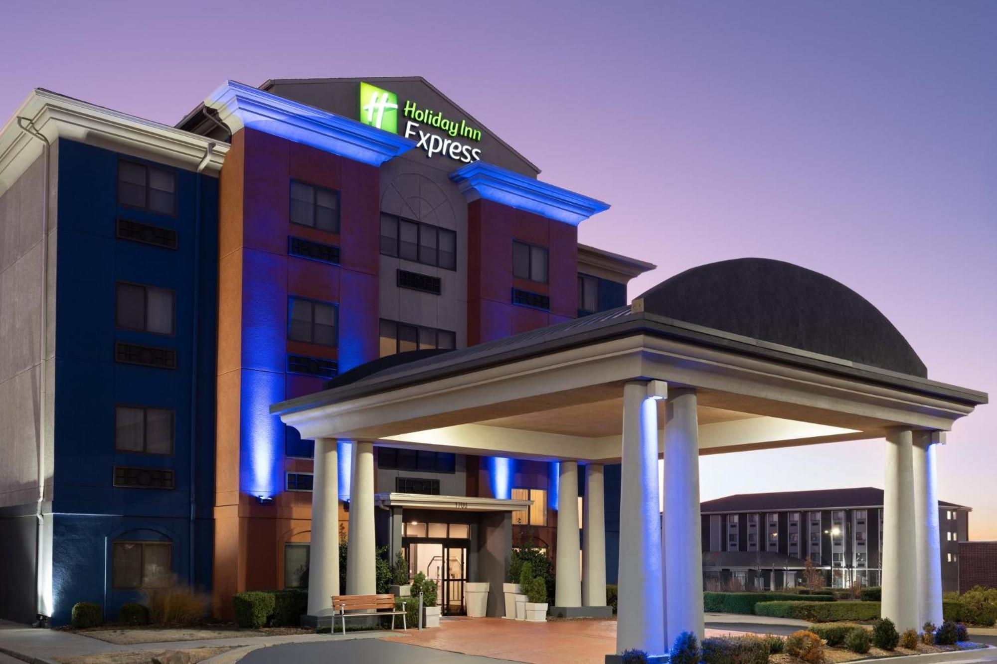 4 Best 3-Star Hotels in Midwest City for Smart Travelers