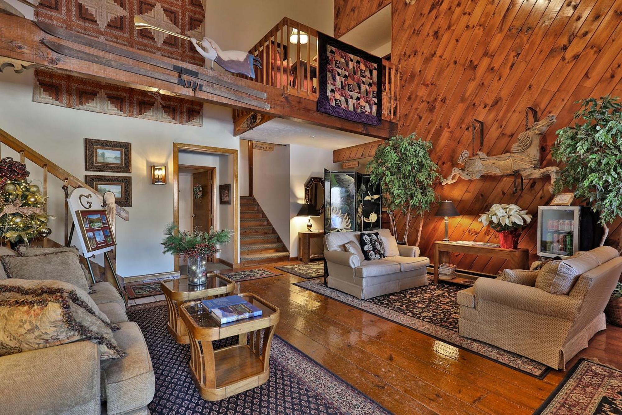 4 Resort Hotels Near Pico Peak That Earn Their Slope Cred