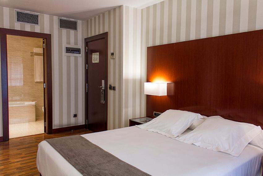 Where to Stay Near Museo Salzillo: 8 Romantic Hotels in Murcia